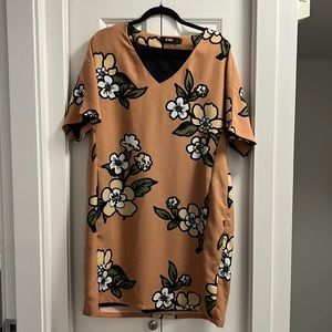 Icōne Floral Shift Dress